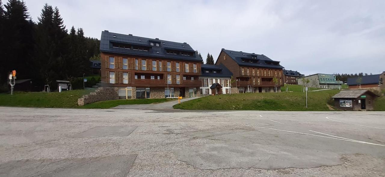 Apartman M5 Horni Misecky Exterior photo